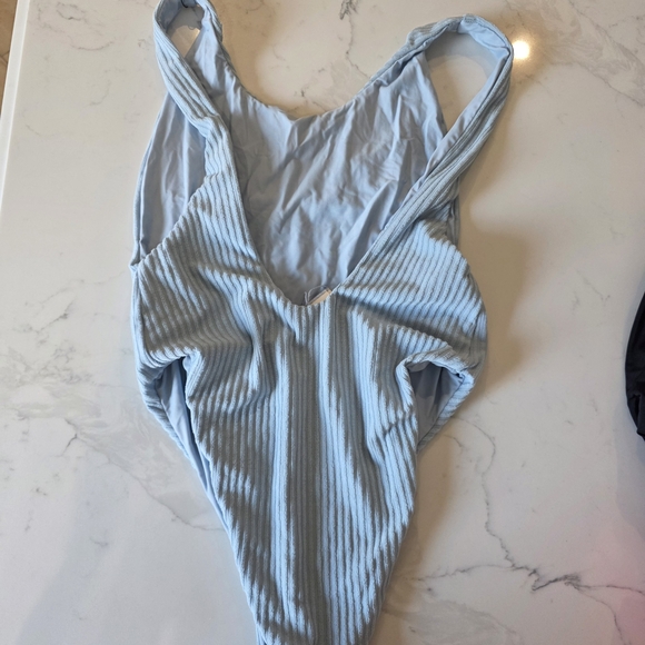 AmuseSociety Light Blue Ribbed Swimsuit - Picture 2 of 3